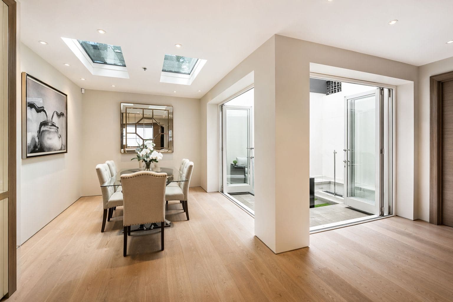 The Grosvenor Mews (TGM192) — photo 11