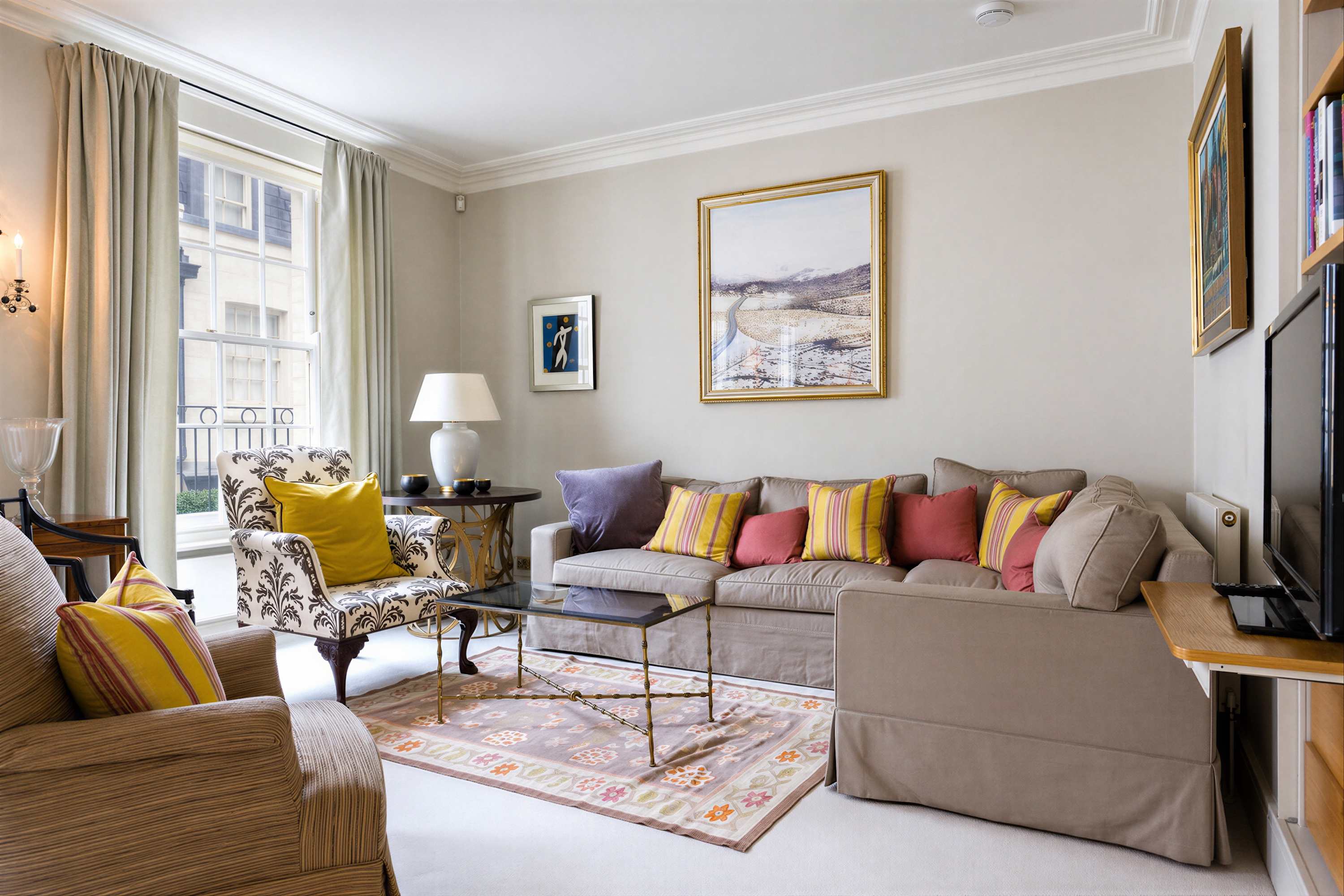 The Belgravia Townhouse — photo 3
