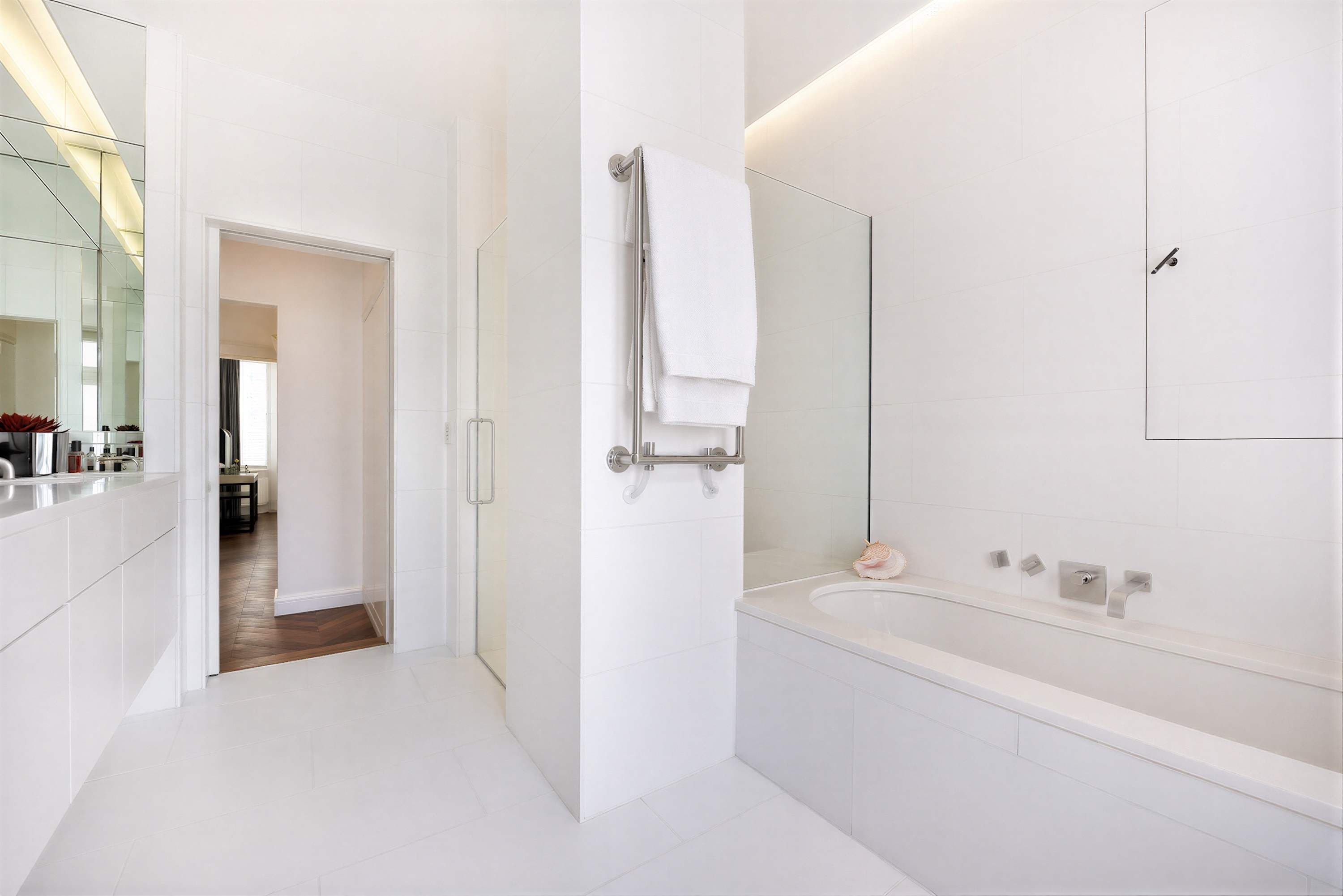 The Knightsbridge Townhouse II — photo 13